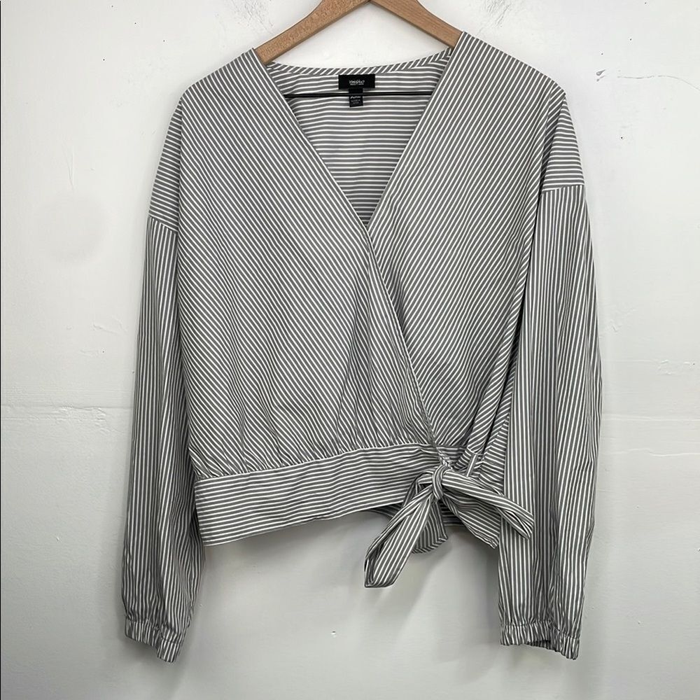 MOSSIMO Striped Wrap Top Gray & White Long sleeve size XXL